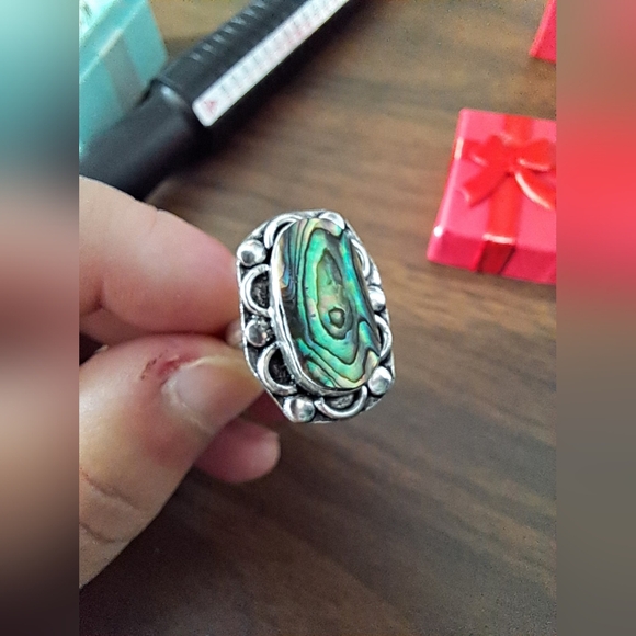 Abalone Shell Gemstone Ring size 7.5 - Picture 6 of 11